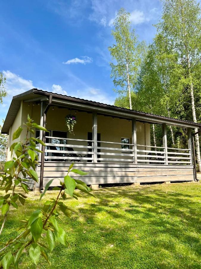 Villa Atputas Namins Jaunlaicene Exterior foto